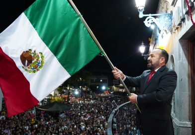 Ceremonia por el CCXV aniversario del inicio de independencia de México.
